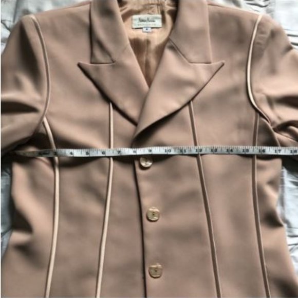 Neiman Marcus Blush Blazer - Picture 14 of 16